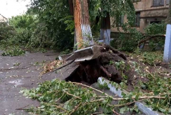 На окрестности Тарутино обрушился ураган