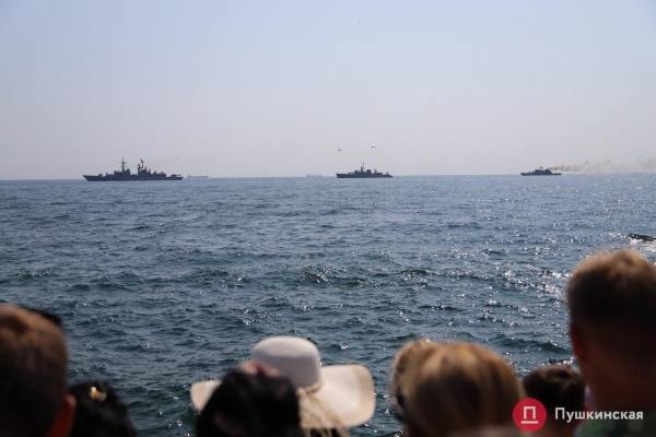 Военно-морской парад ко Дню независимости в Одессе: как это было. Фоторепортаж