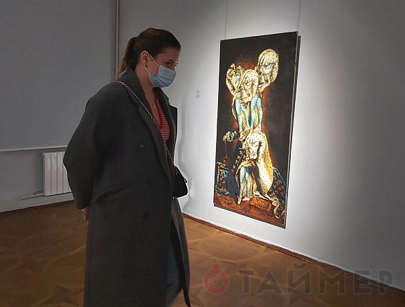 «Такой разный Ройтбурд»: сразу три выставки скандального одесского художника работают в Киеве