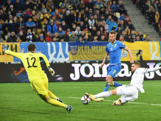 Україна за неймовірної підтримки у Львові не втримала перемогу над Боснією і Герцеговиною: відеоогляд матчу