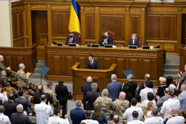 
Множественное гражданство, спецсчета для детей и "Украинская мечта": топ-10 заявлений Зеленского
