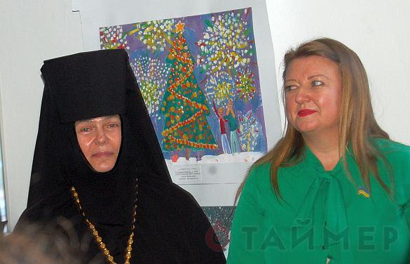 Одесский монастырь представил выставку детского творчества «Рождественская звезда»