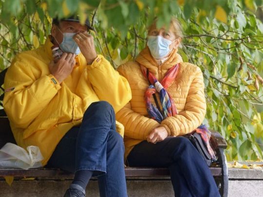 У Британії скасували носіння масок та ковід-перепустки