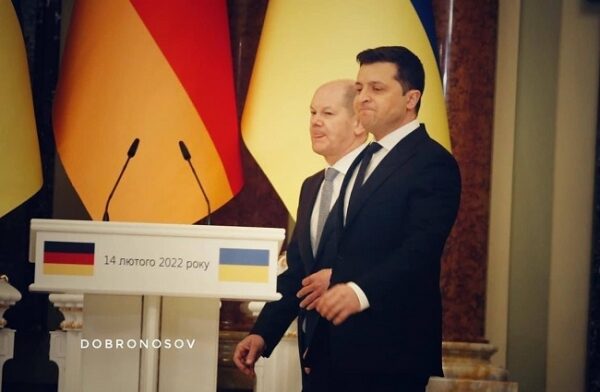 Вопрос вступления Украины в НАТО не актуален &mdash; канцлер ФРГ