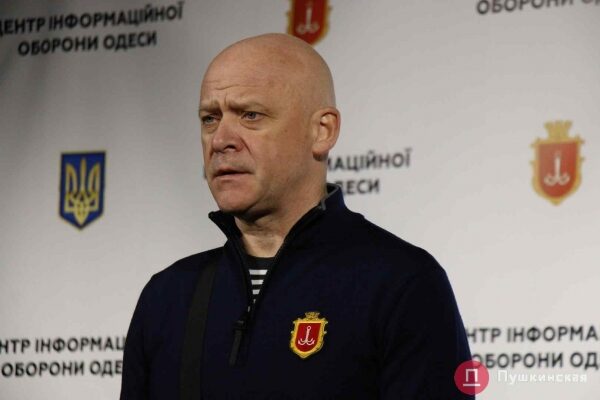 Враг может зайти в Одессу со стороны Приднестровья и моря &mdash; мэр Труханов. Видео