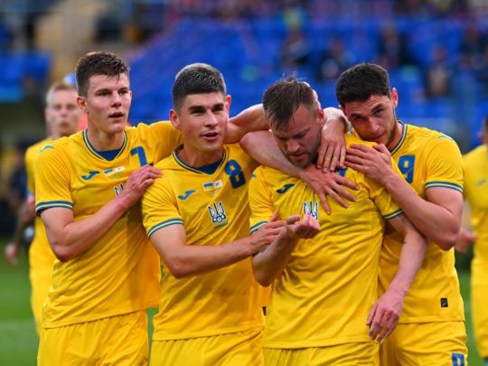 Футболісти збірної України перерахували з-за кордону мільйони на&nbsp;потреби армії