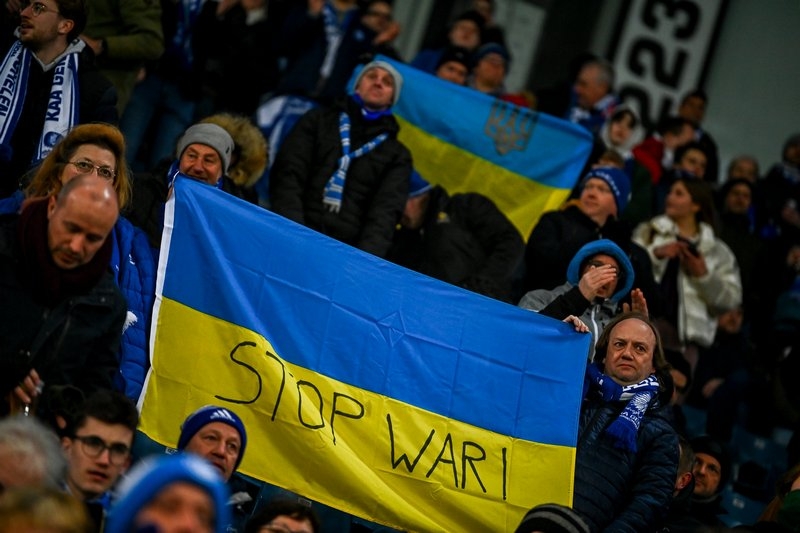 «Молюся й плачу»: Безус став героєм матчу чемпіонату Бельгії та закликав закрити небо над Україною (відео)