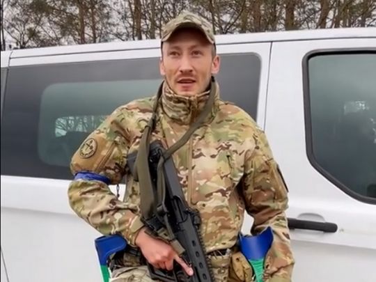 В АТО втратив ногу, а зараз знову взяв до рук зброю: герой публікацій «ФАКТІВ» із полку «Азов» захищає Київ