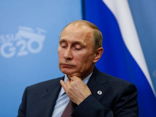 «Путін впав зі сходів, вдарився і осоромився»: здоров'я російського президента погіршується
