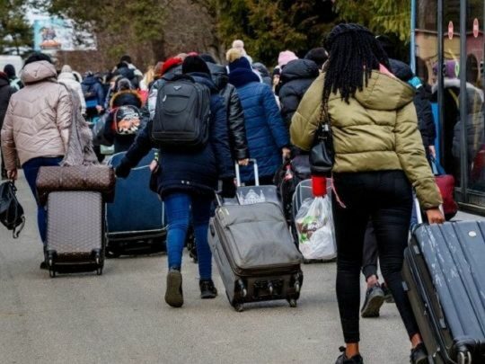 Українським біженцям у&nbsp;Франції почали видавати спеціальні банківські картки: що&nbsp;важливо знати