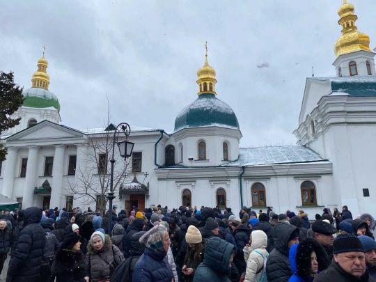 Скандал навколо Києво-Печерської лаври: комісію Мінкульту знову не пустили (подробиці та відео)