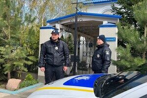 На Пасху за порядком в Одесской области будут следить более двух тысяч полицейских На Пасху за порядком в Одесской области будут следить более двух тысяч полицейских