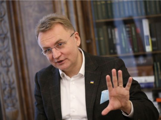 Узурпація влади чи&nbsp;ласий шмат бюджету? Що&nbsp;стоїть за&nbsp;останніми діями мера Львова Андрія Садового