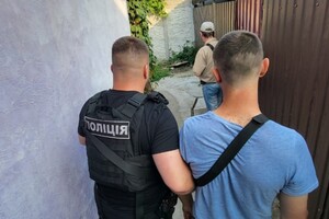 В Одессе задержали сутенера и его проституток 