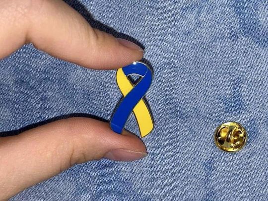 Репресії в&nbsp;росії: під роздачу потрапили синій і&nbsp;жовтий кольори
