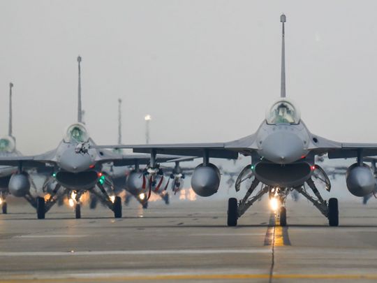 Байден схвалив навчання українських пілотів на F-16: коли почнуться тренування