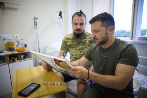 Осмотрел разрушенный собор и посетил реабилитационные отделения: в Одессу приехал Владимир Зеленский