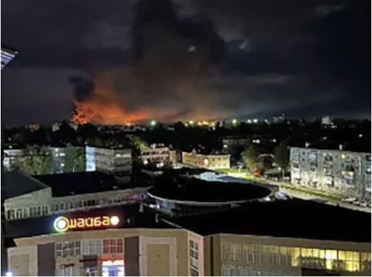 Під Псковом дрони знищили шість російських військових літаків
