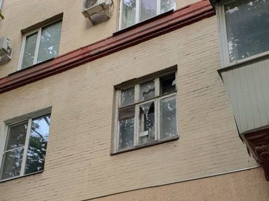Внаслідок нічного удару по Запоріжжю пошкоджено близько 30 багатоповерхівок, — секретар міськради (фото, відео)
