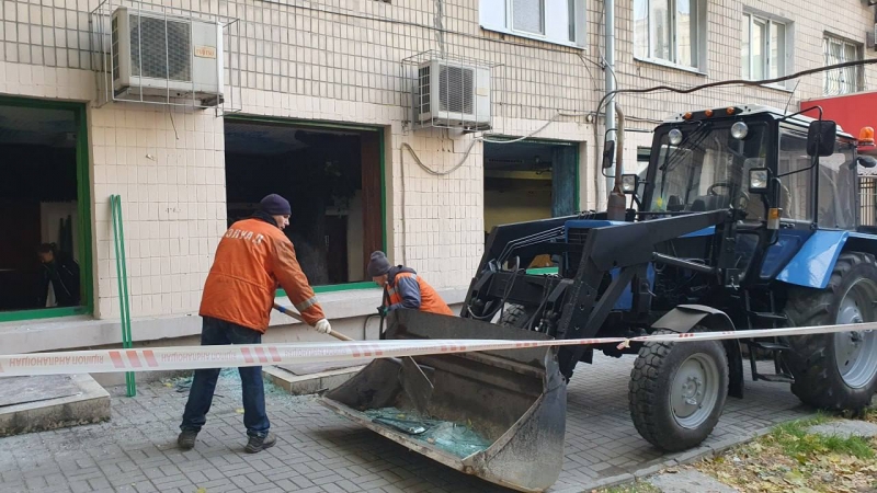 Внаслідок нічного удару по Запоріжжю пошкоджено близько 30 багатоповерхівок, — секретар міськради (фото, відео)