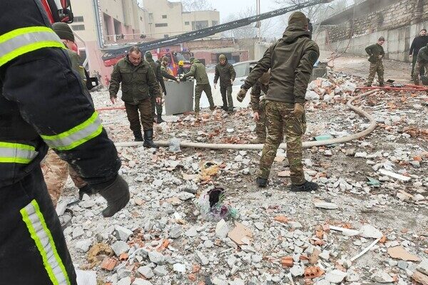 Сегодняшние взрывы в Одессе и еще один прилет в ЖК: что известно на данный момент (обновляется) Сегодняшние взрывы в Одессе и еще один прилет в ЖК: что известно на данный момент (обновляется)
