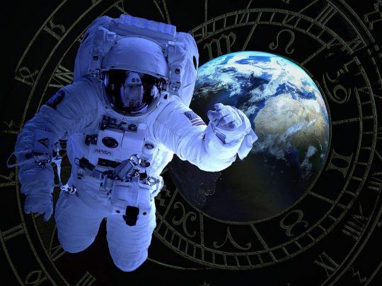 На Близнюків чекає сюрприз, Козерогам варто зосередитися на кар'єрі: що радять зірки на вихідні, 27−28 січня, знакам зодіаку