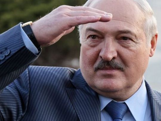 Білоруським військовим дозволили стріляти в мирних жителів: лукашенко підписав указ