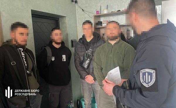 Розстріл поліцейських на Вінниччині: викрито військових, які допомагали підозрюваним втікати від правосуддя