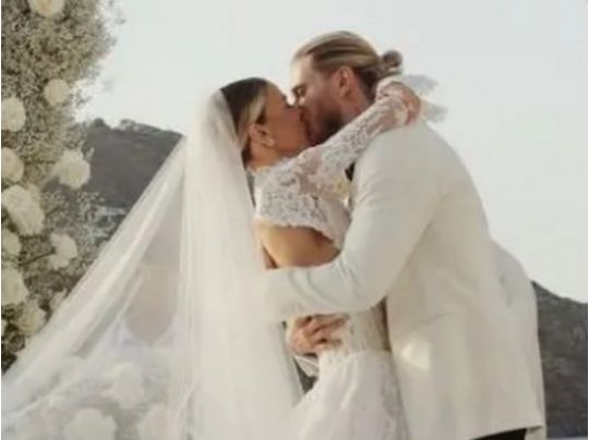 Невдаха київського фіналу Ліги чемпіонів одружився з&nbsp;сексуальною телеведучою (фото)