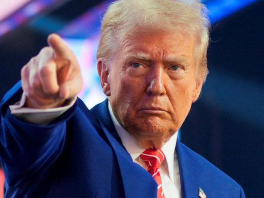 Трампу потрібно створювати враження, ніби він чинить тиск на росію, — аналітик