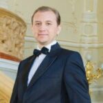Його голос знав весь світ: загинув видатний тенор, який виконував волонтерську місію