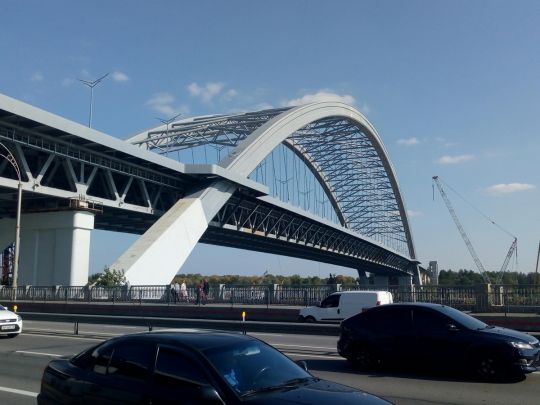 Компанія Шкіля отримала з&nbsp;бюджету Києва понад мільярд на&nbsp;добудову Подільського мосту: що&nbsp;не&nbsp;так із&nbsp;цим тендером