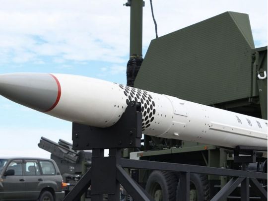 Знову &laquo;зрада&raquo;? США оголосили про зупинку постачання зброї в&nbsp;Україну на&nbsp;кілька місяців