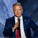 Команда Віткоффа часто не знає, де він і чим займається: як нерухомість стала дипломатією