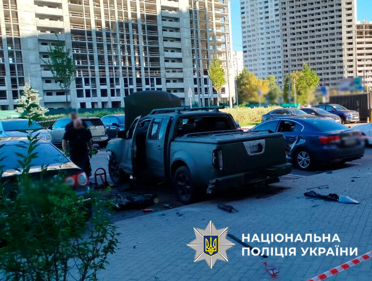 У&nbsp;Києві намагалися підірвати військового в&nbsp;автомобілі (фото, відео)