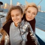 А мама все гарнішає та гарнішає: в мережі захопилися зовнішністю старшої доньки Алли Пугачової