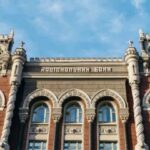 В України новий рекорд міжнародних валютних резервів: скільки маємо і чому експерт каже, що це погано
