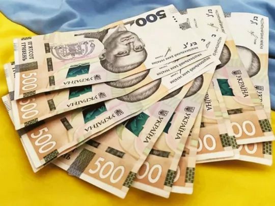 Зарплати піднялися, податки теж: що&nbsp;означає нова &laquo;мінімалка&raquo; для українців і&nbsp;бізнесу
