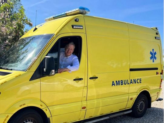 &laquo;Грати на&nbsp;демонстраціях це&nbsp;важливо, але хід війни цим не&nbsp;змінити&raquo;: баяніст з&nbsp;Нідерландів зібрав понад мільйон євро на&nbsp;медеваки для ЗСУ (фото, відео)