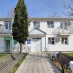 Тотальна економія на лікарях: окупанти в Криму знищують цивільну медицину заради фронту