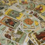 Близнюкам — «Маг» та плани на майбутнє, Скорпіонам — «Смерть» та весняне оновлення: Таро-прогноз на 1 березня