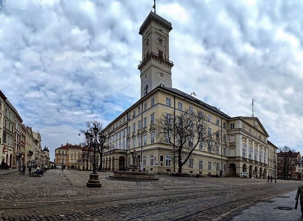 Громадянин Австралії публічно наклав на&nbsp;себе руки у&nbsp;Львові (фото)