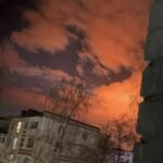 Один з НПЗ «Лукойлу» горить у Нижньогородській області після масованої атаки дронів (відео)