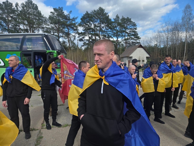 З&nbsp;російської неволі додому: Україна звільнила 193 своїх захисників