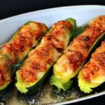 Фаршировані кабачки з курячим філе: варіант вечері, яку оцінять навіть гурмани