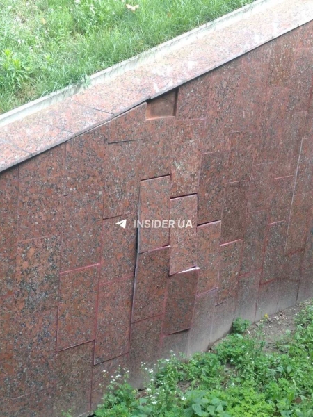 Столичний стадіон імені Лобановського постраждав після нічної атаки росіян: сьогодні там матч у&nbsp;&laquo;Динамо&raquo; (фото)